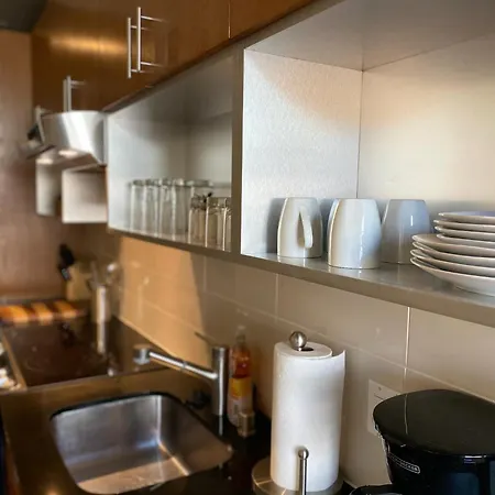 Charming Downtown Seattle Condo With Water Views Exterior photo
