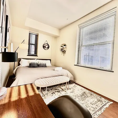 Charming Downtown Seattle Condo With Water Views Exterior photo